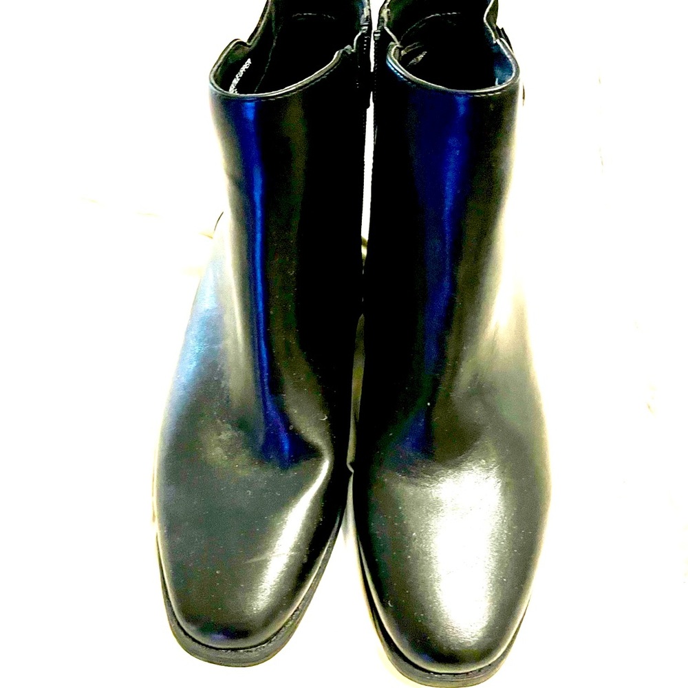Ann Taylor Black Booties size 10